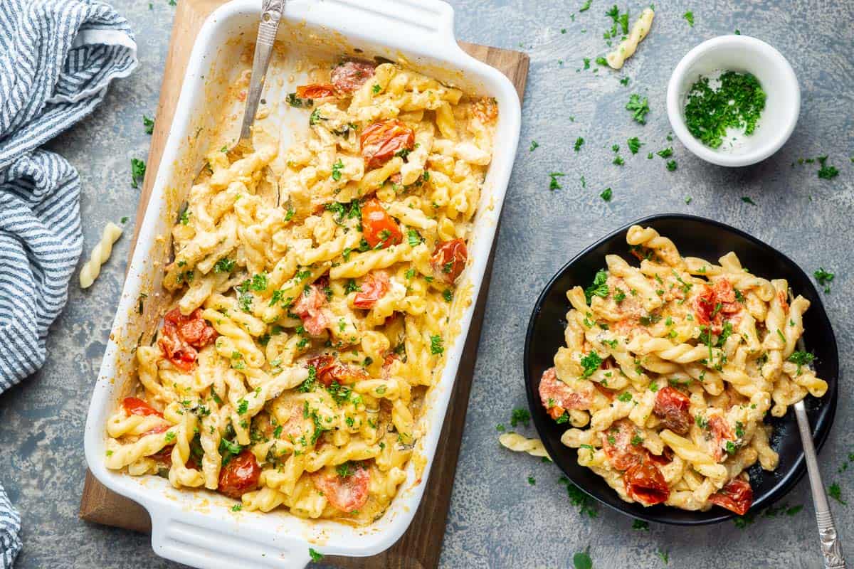 The Viral TikTok Baked Feta Pasta: Easy Weeknight Dinner Guide